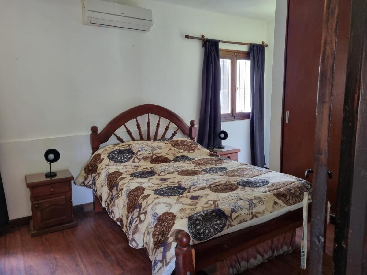 Rosas Guest house *